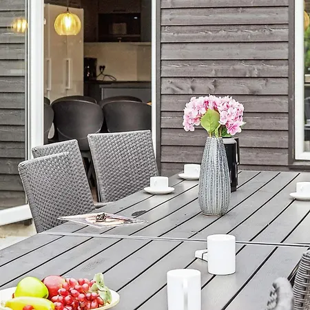 Luxury Retreat In Marielyst - By Traum Semesterbostad Bøtø By