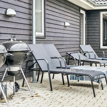 Luxury Retreat In Marielyst - By Traum 度假居